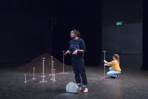 Viviamo un'epoca buia 2